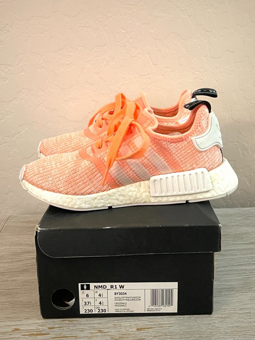 Adidas NMD R1 Athletic Shoes Sunglo Peach Pink Coral White 6 with Box - Picture 8 of 12